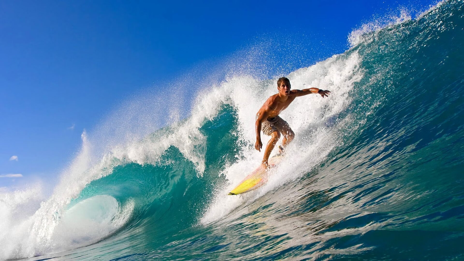 大奖赛八强战激情夜！杜兰特里突外投，北京国安血战广东男篮